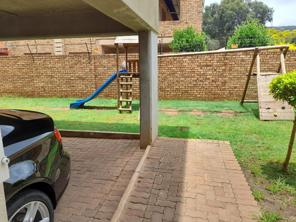 2 Bedroom Apartment / flat for sale in Pretoria North P24114489892