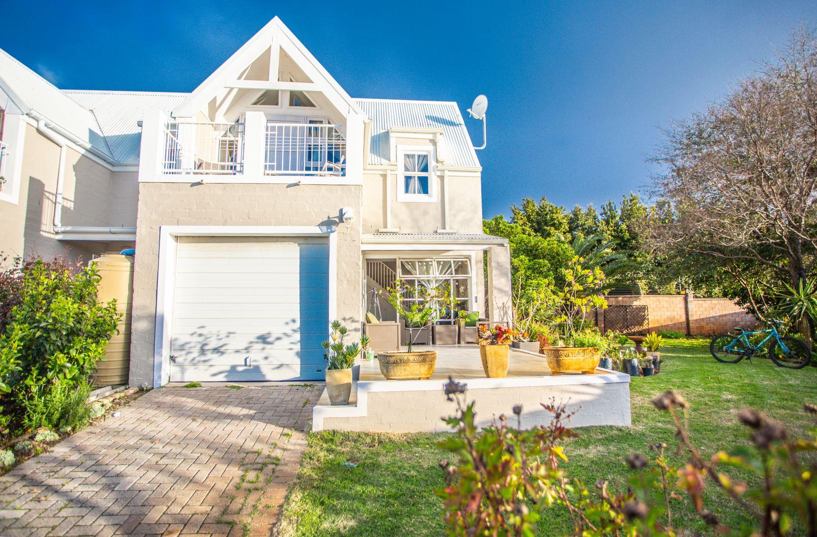 Sonstraal Heights Property Houses for sale in Sonstraal Heights