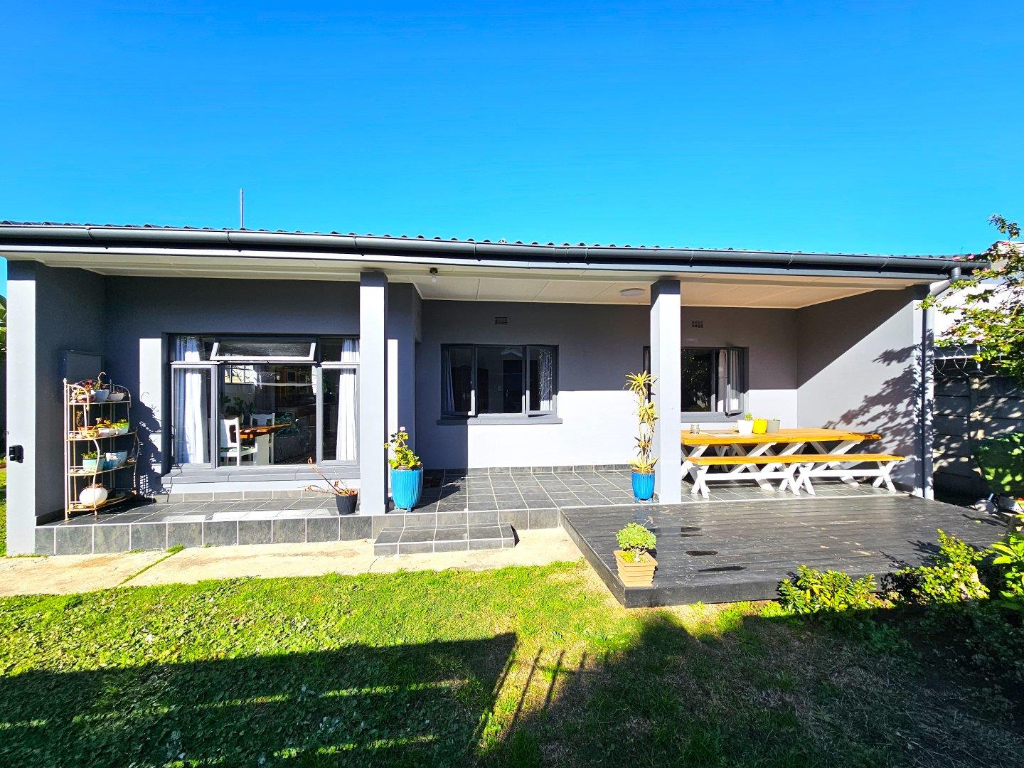 3 Bedroom House for sale in Knysna Central 23 Green Street P24