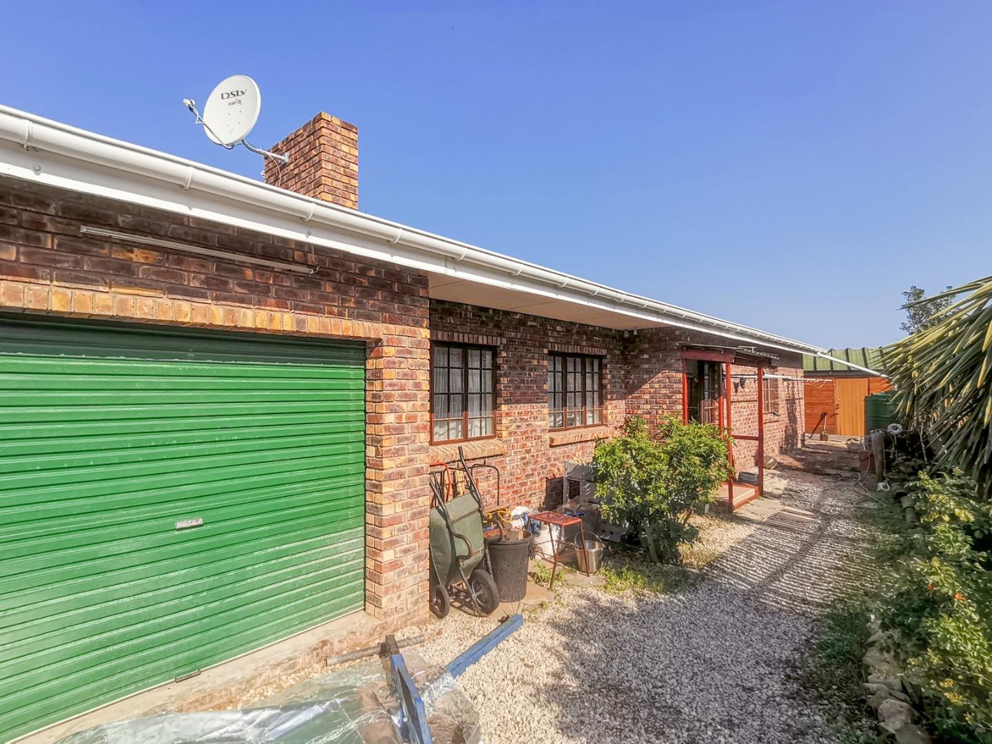 2 Bedroom House for sale in Gamtoos Mouth P24112993975