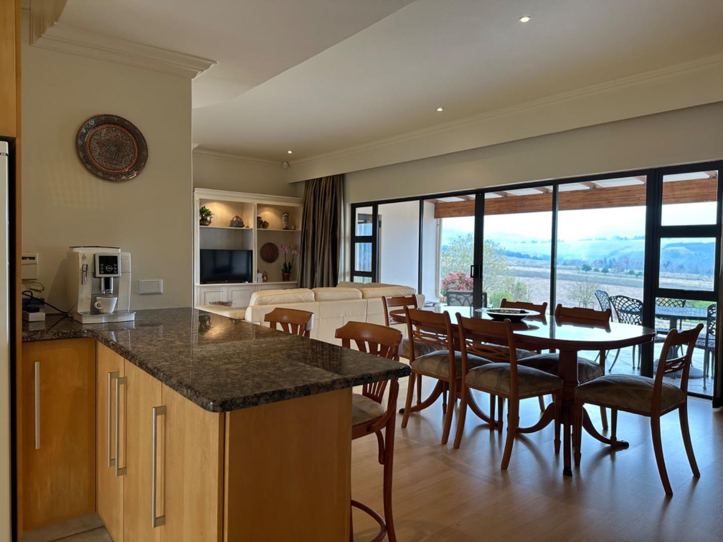 3 Bedroom House for sale in Cathkin Estate P24112994372