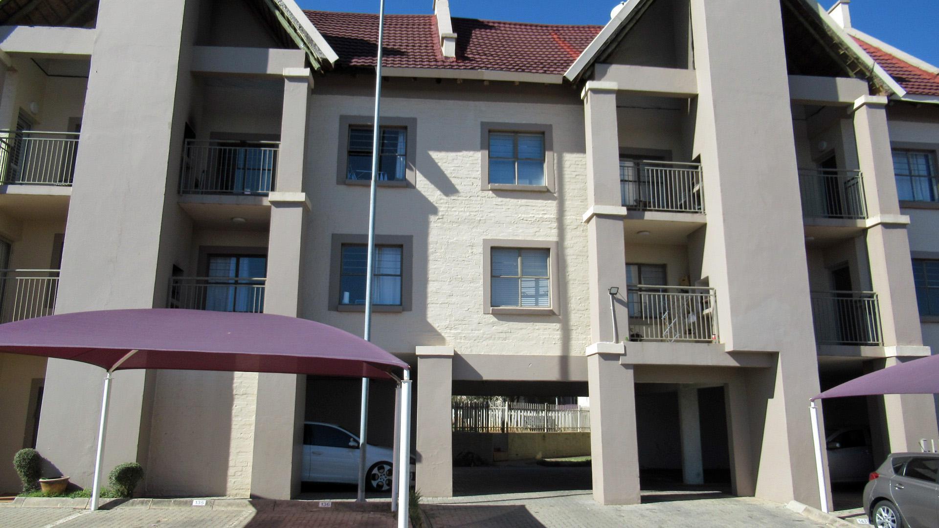 Sundowner Property Townhouses for sale in Sundowner