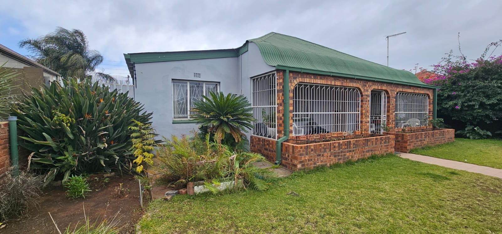 Utility Property Property and houses for sale in Utility