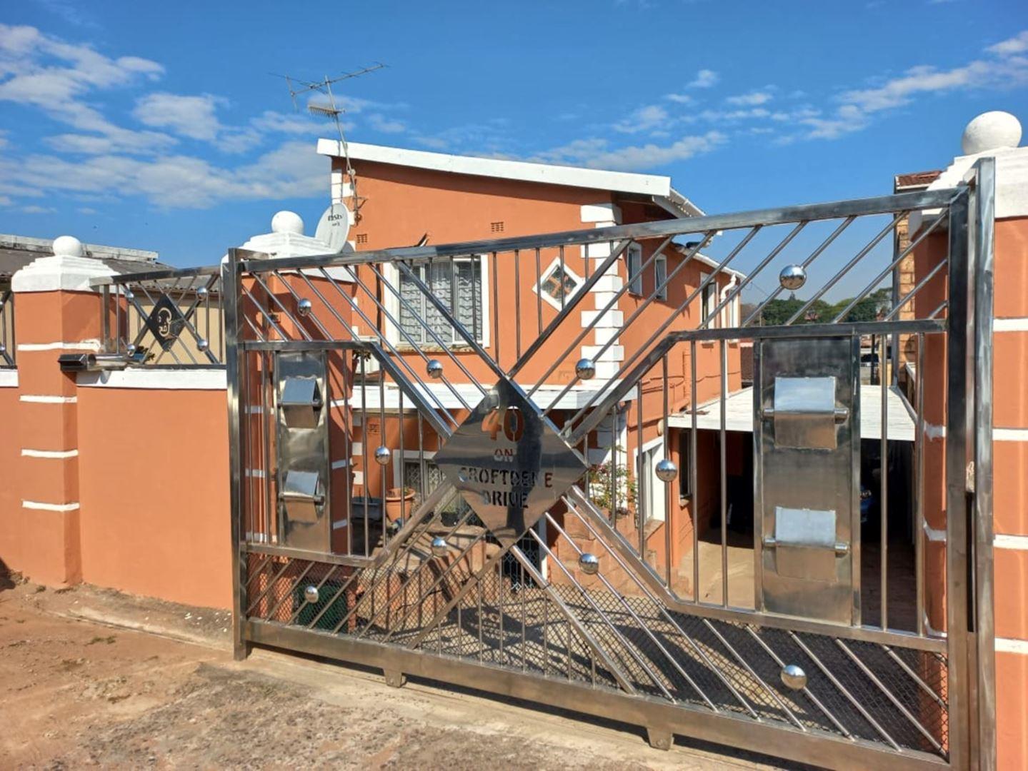 Property and houses for sale in Chatsworth Chatsworth Property