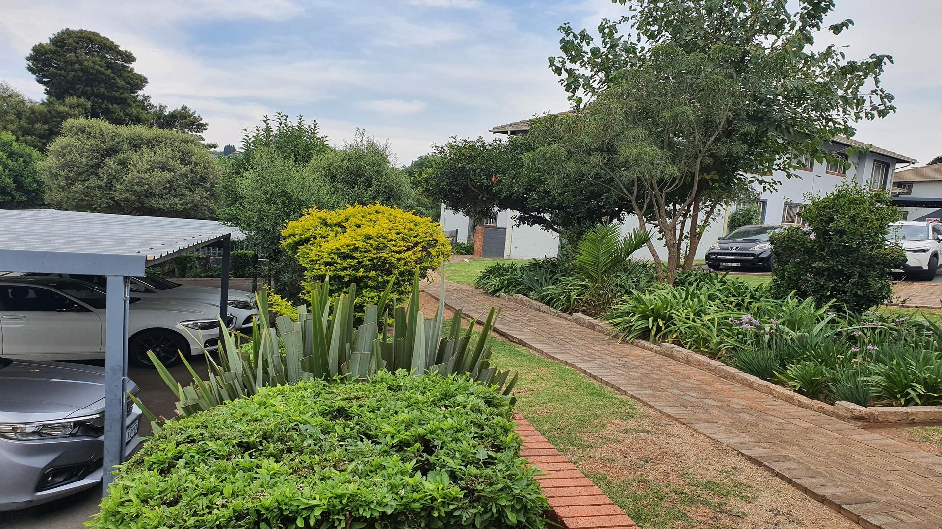 Florida Glen Property Property and houses for sale in Florida Glen