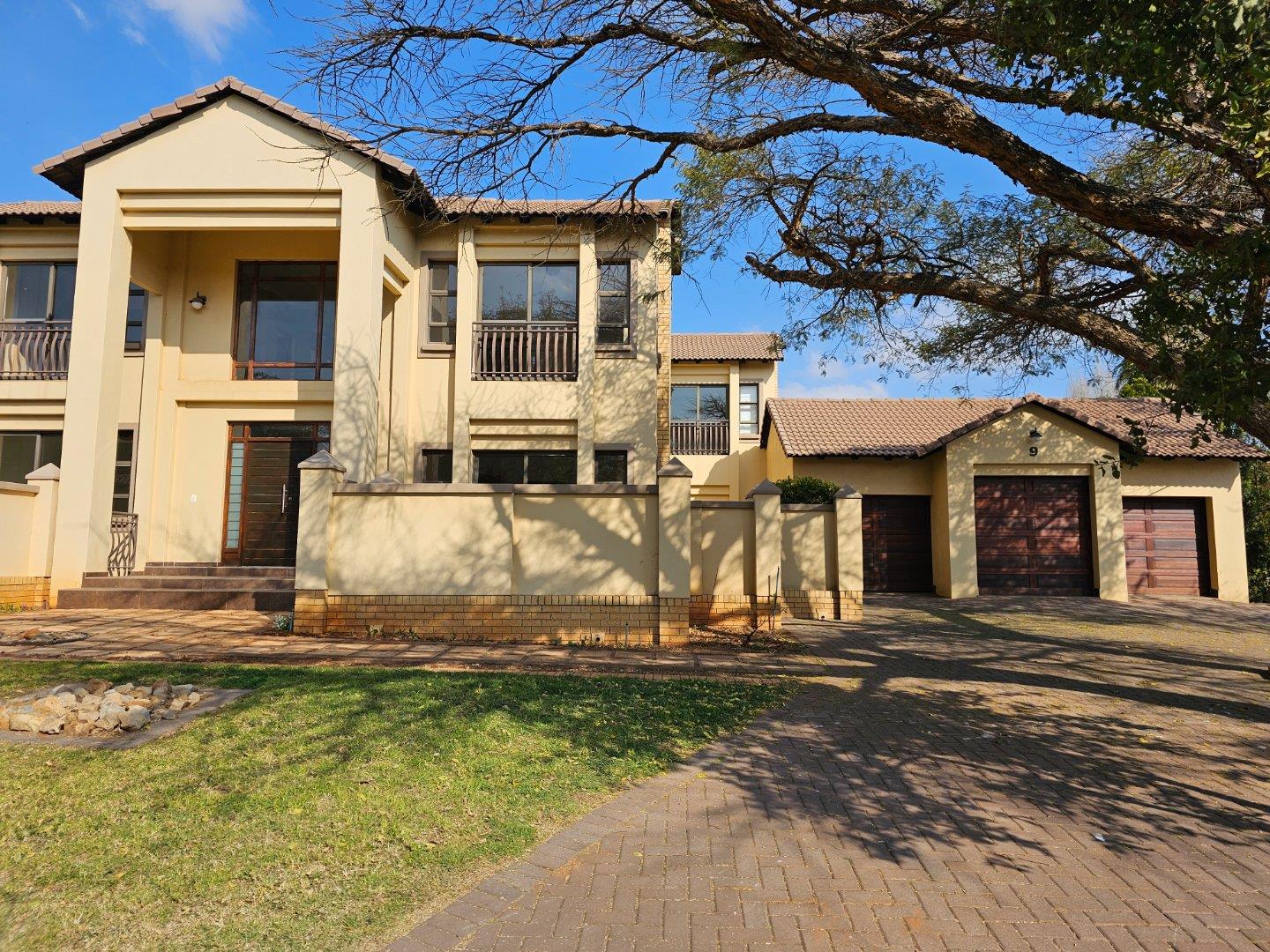 5 Bedroom House for sale in Midstream Estate P24112999466