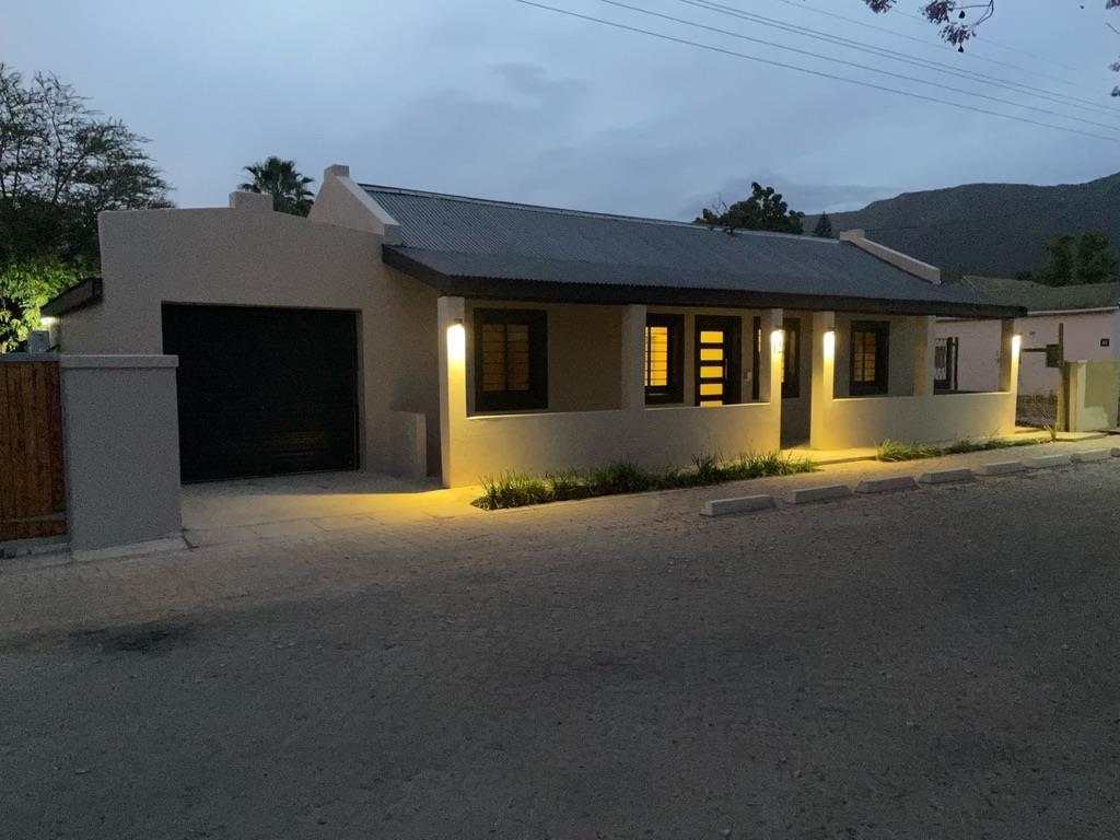 3 Bedroom House for sale in Kirkwood 12 Searle St P24112999628