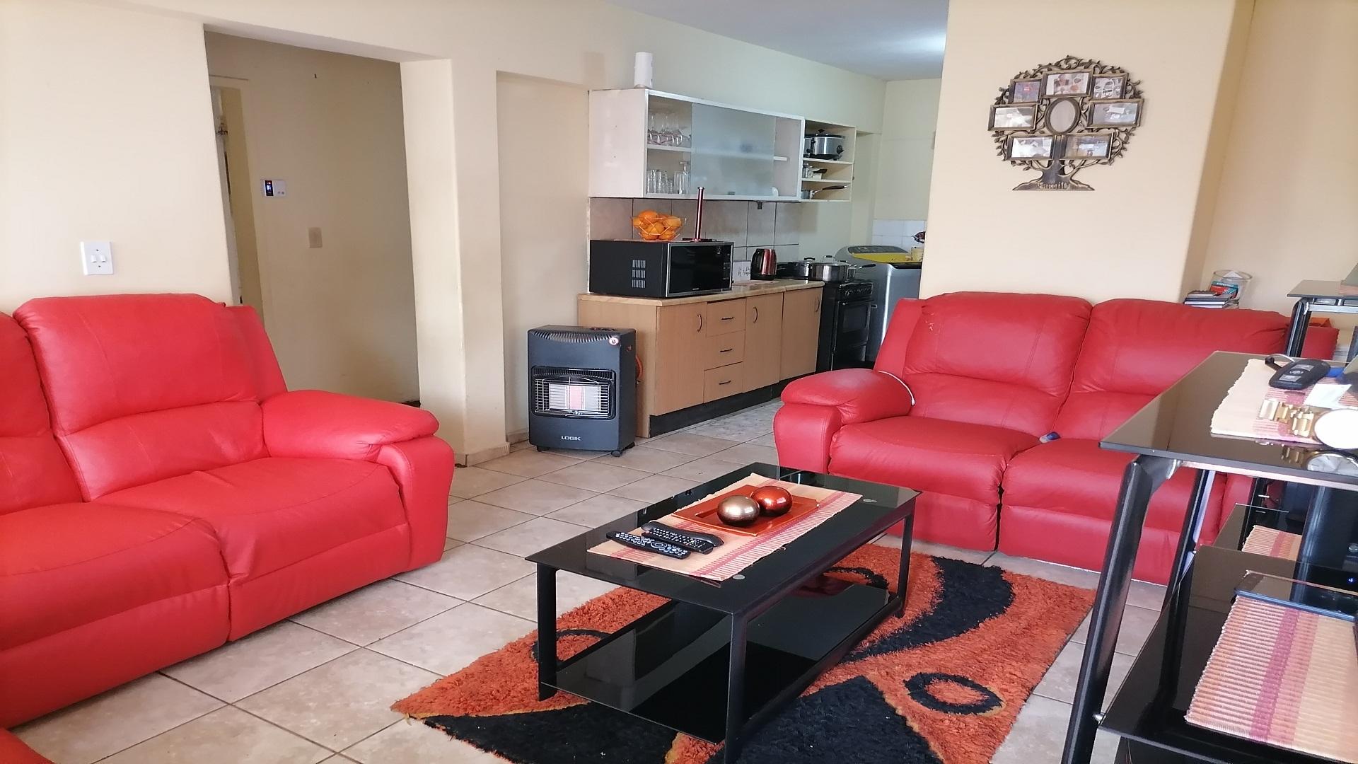 2 Bedroom Apartment / flat for sale in Vanderbijlpark CW 3 P24113001020