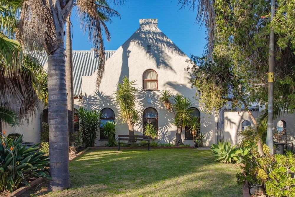 3 Bedroom House for sale in Paarl North P24113001271