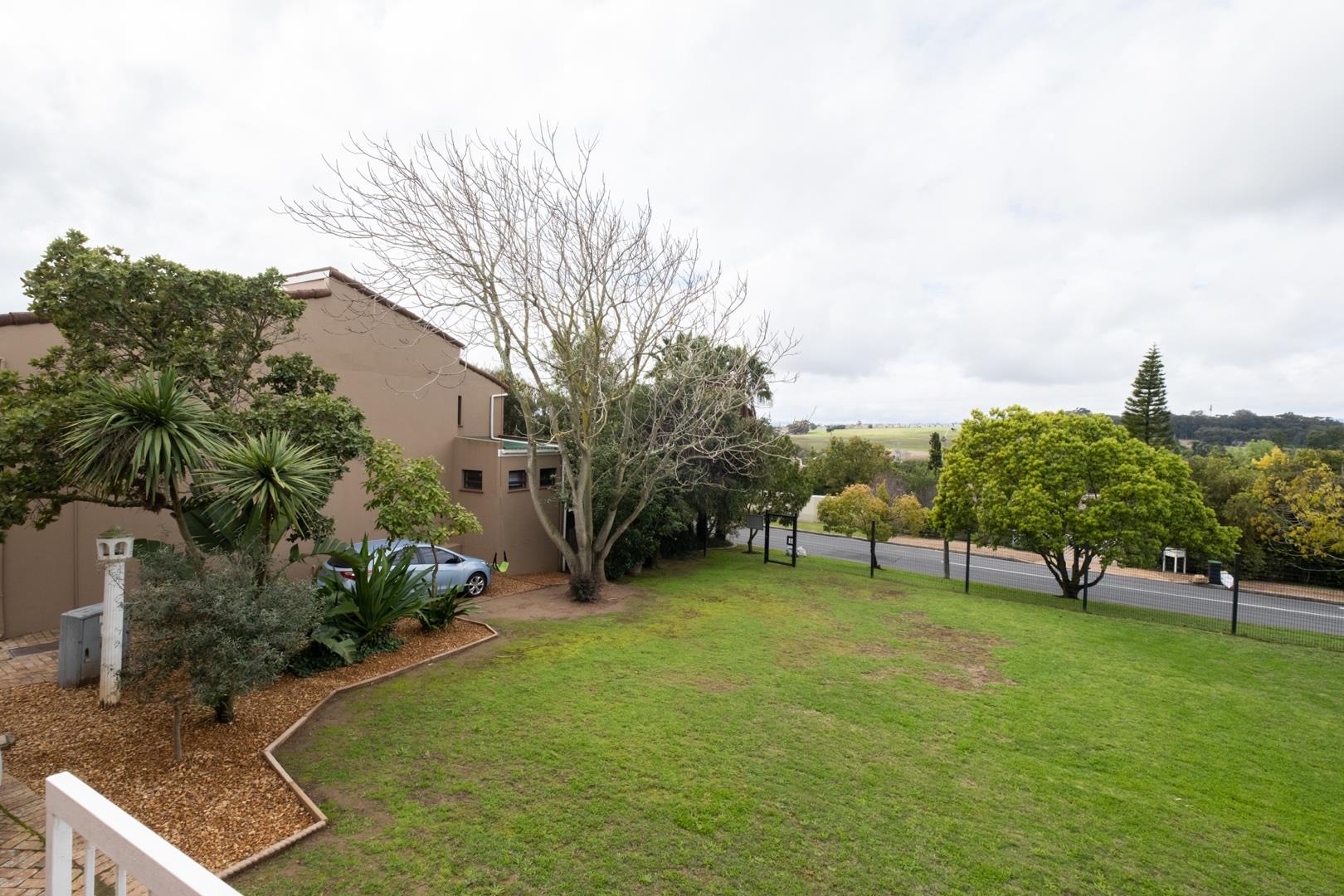 Apartments / flats to rent in Durbanville Durbanville Property
