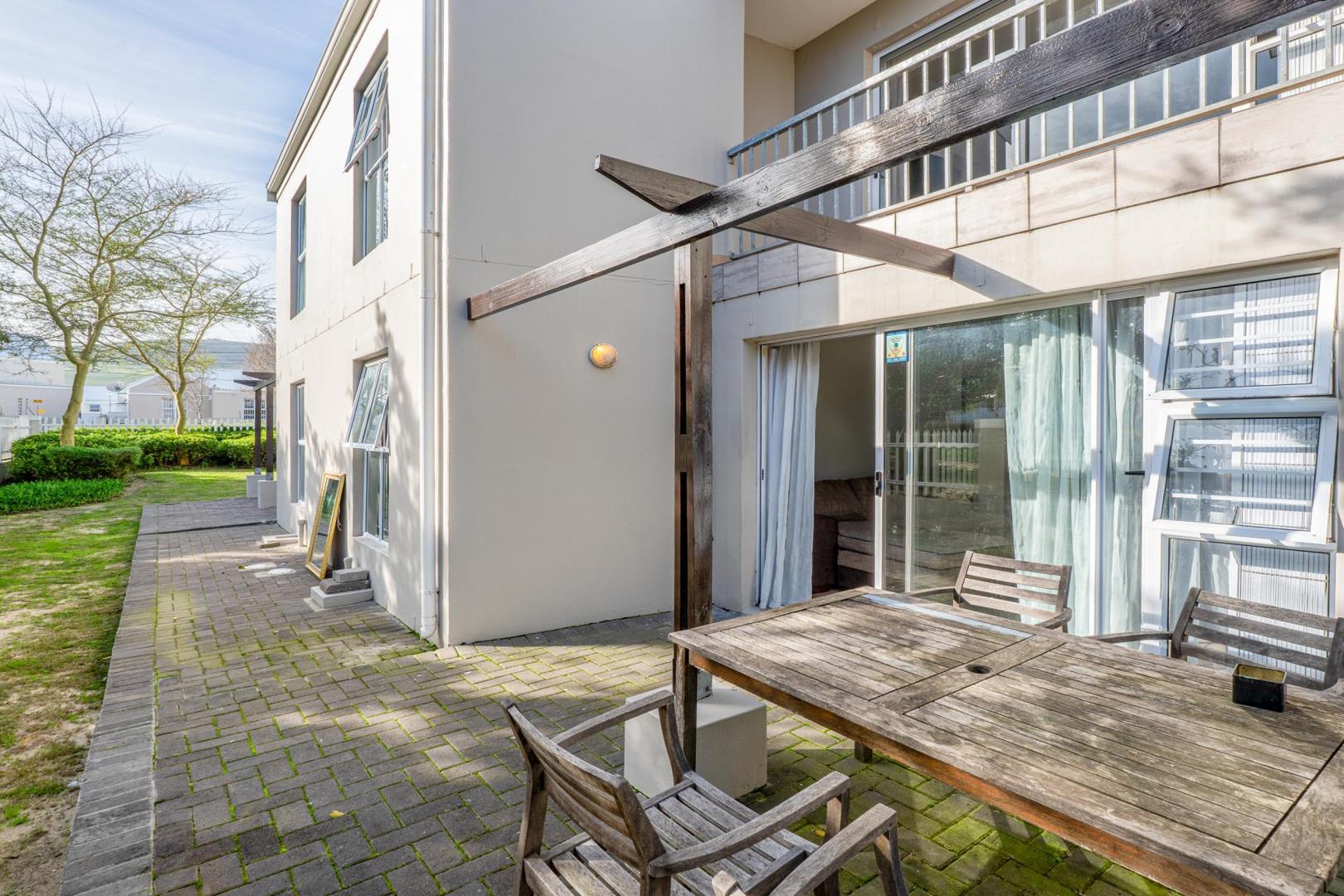 Burgundy Estate Property Apartments / flats for sale in Burgundy