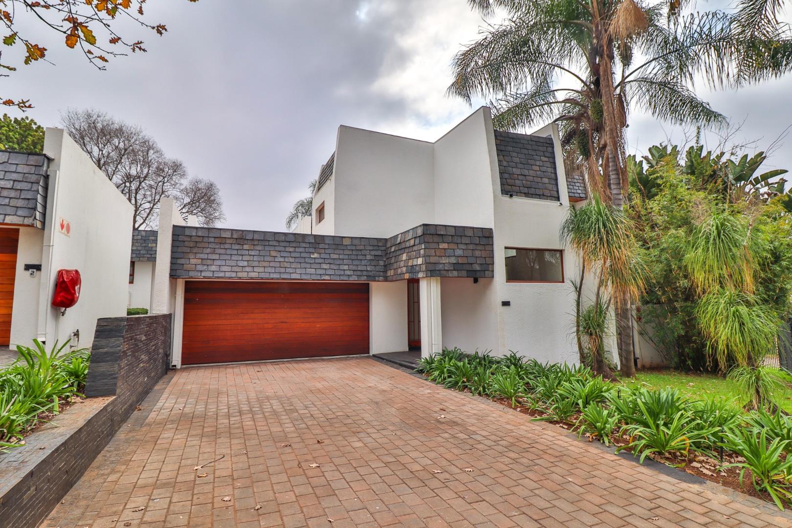 3 Bedroom House for sale in Lynnwood Manor P24113004254