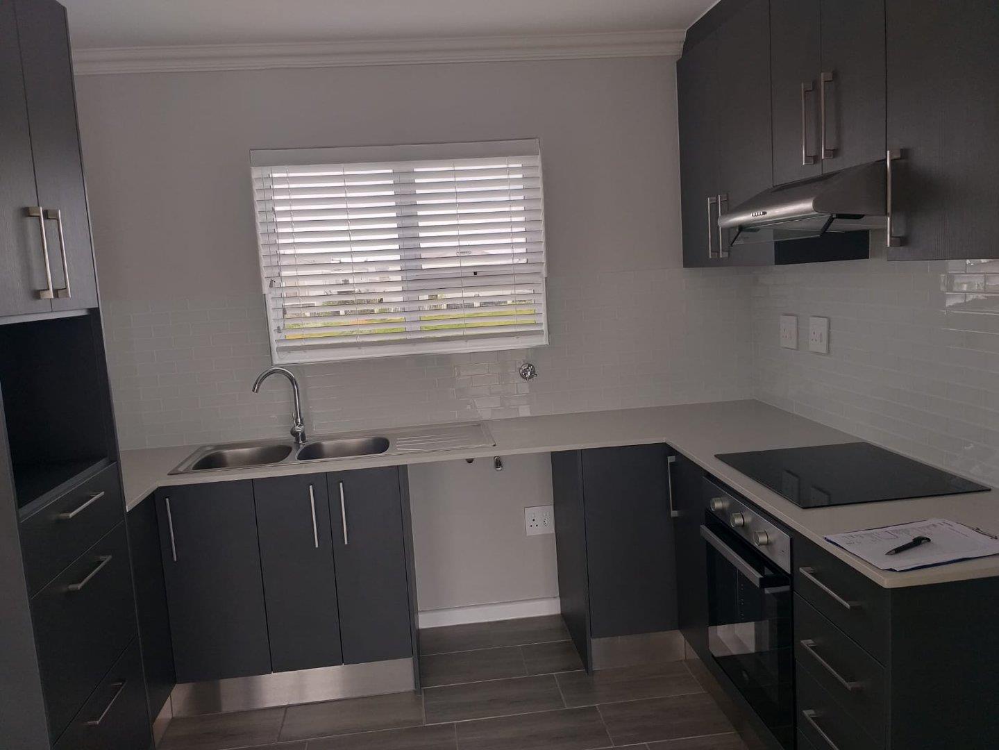 Sunningdale, Blouberg Property Apartments / flats for sale in