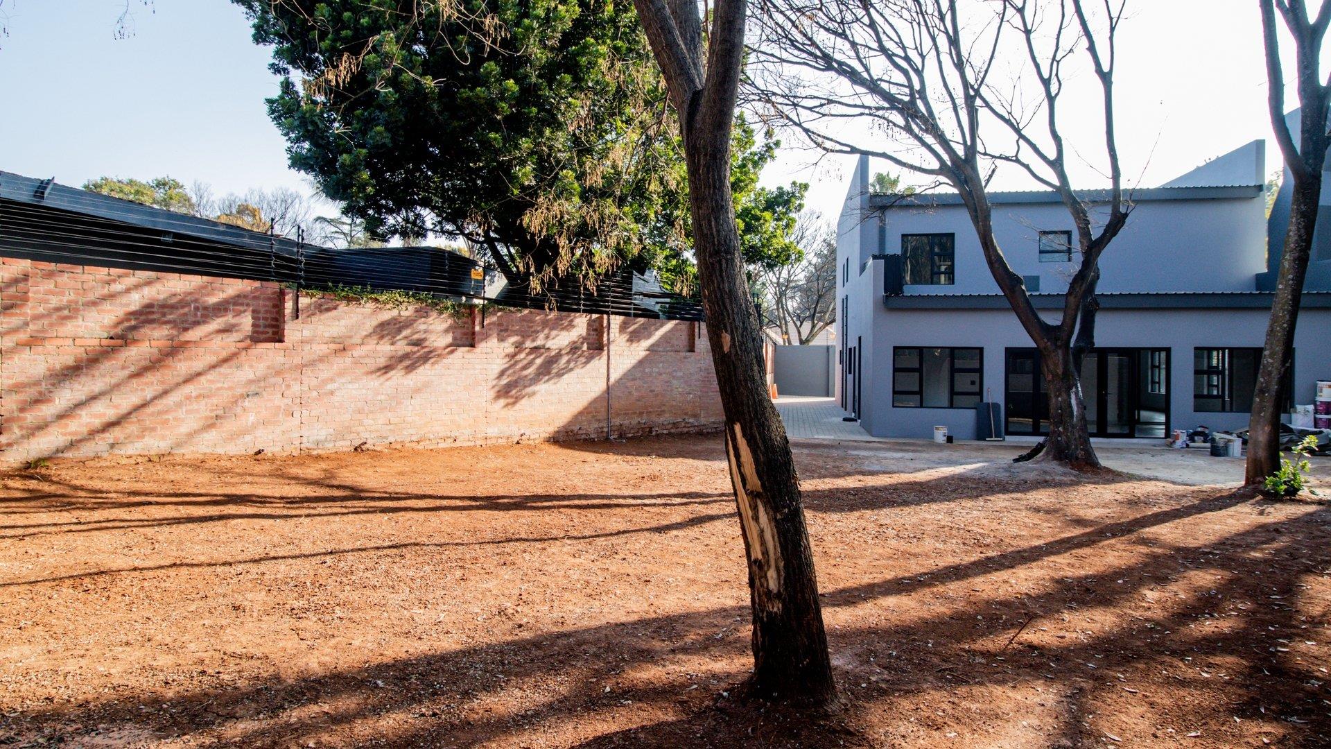 4 Bedroom House for sale in Faerie Glen P24113651278