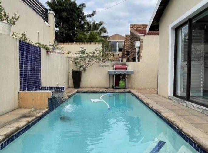 3 Bedroom House for sale in Woodview P24113013293