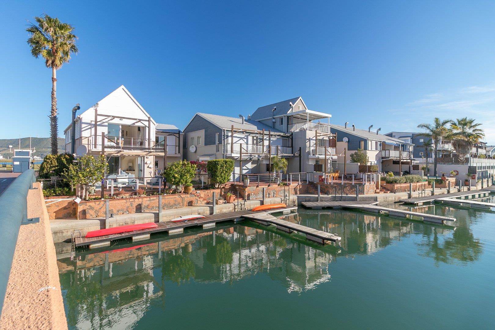 Knysna Central Property Property and houses for sale in Knysna