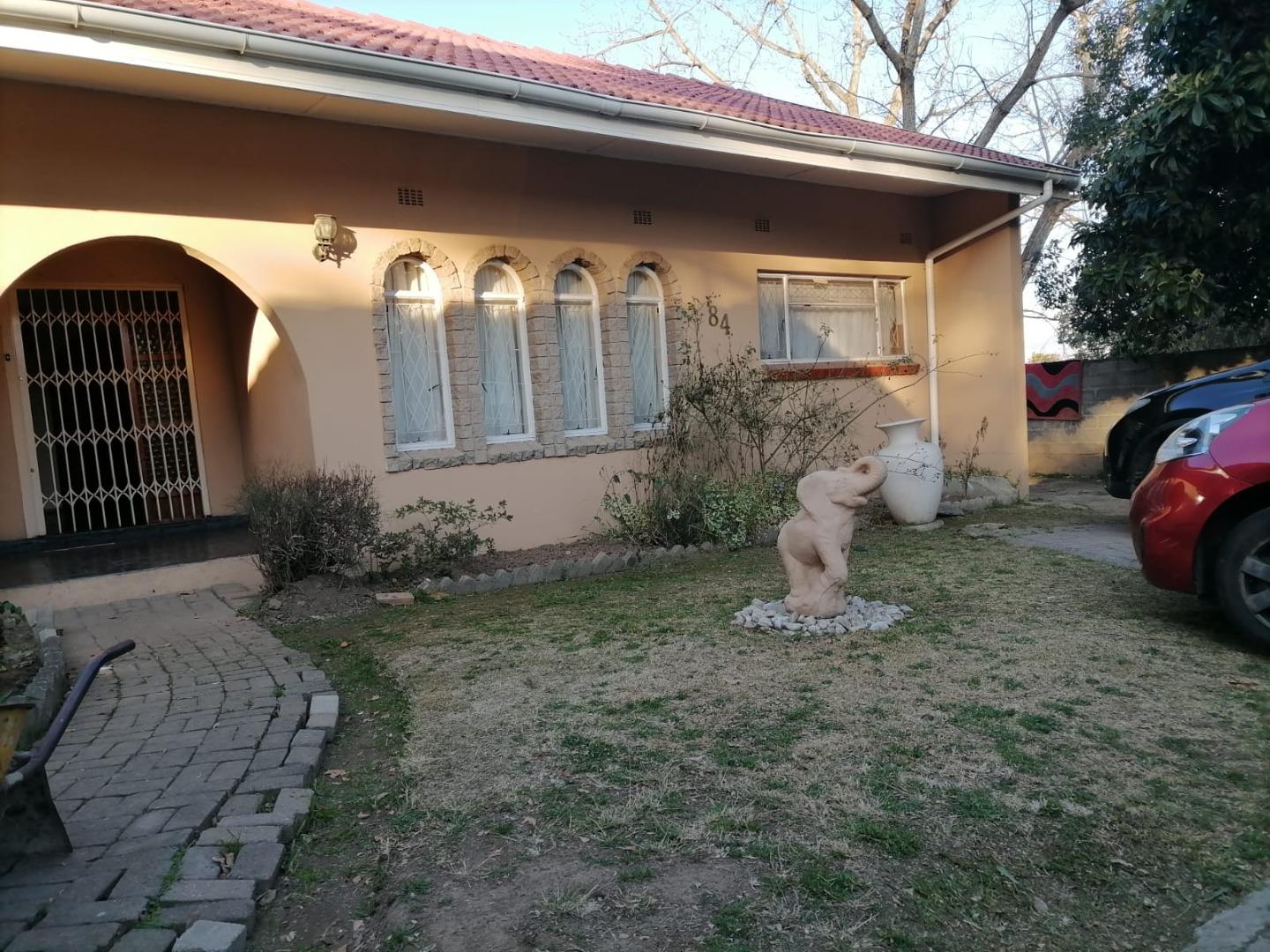 4 Bedroom House for sale in Kokstad P24113017786