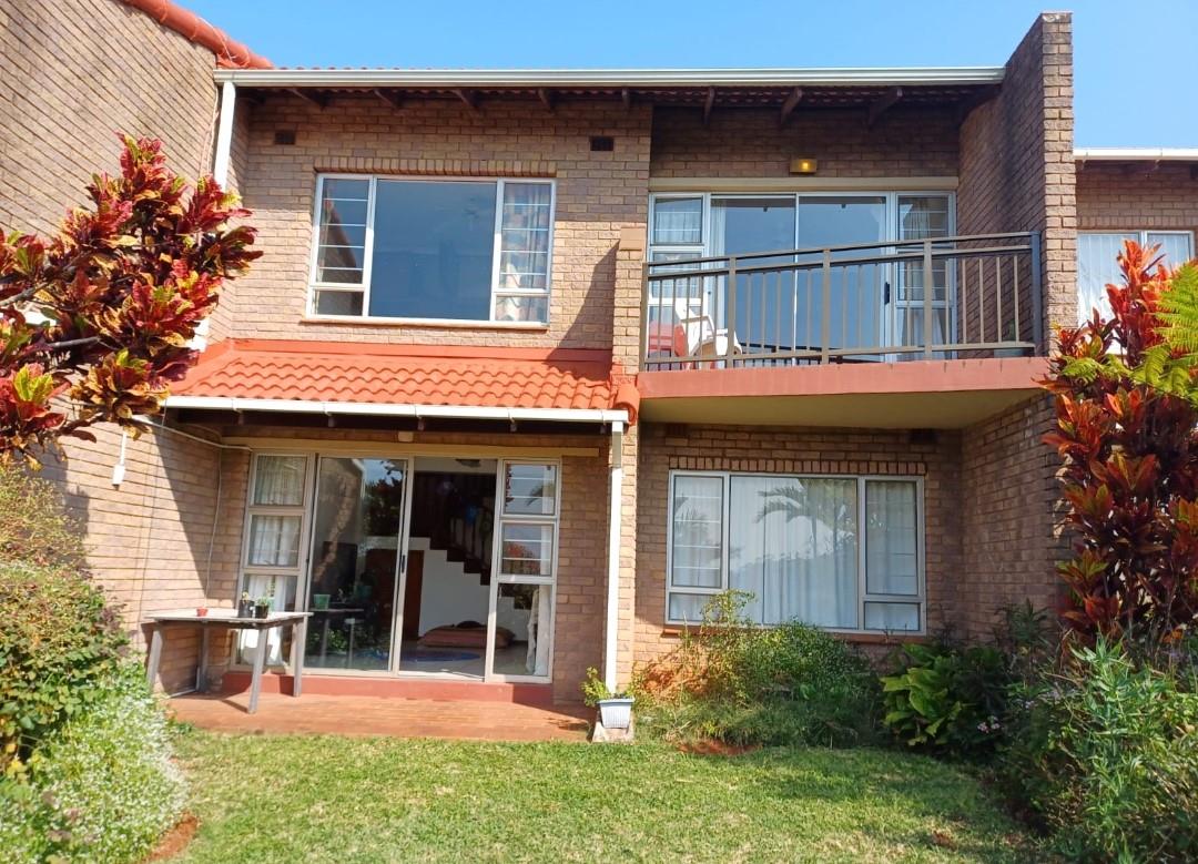 3 Bedroom Townhouse for sale in Southport 14 Kloof Road P24113017814
