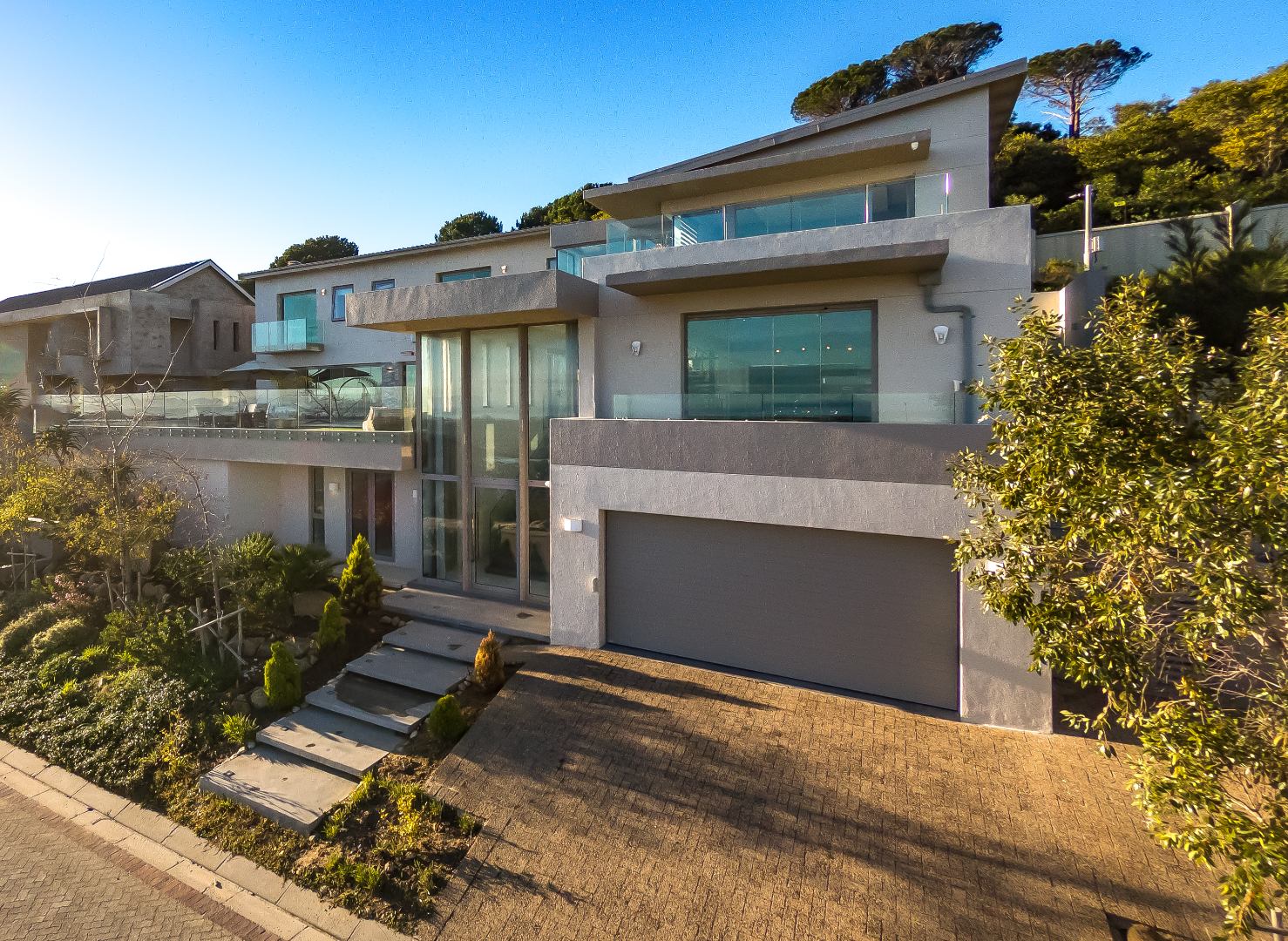 4 Bedroom House for sale in Fairhaven Country Estate P24113018345