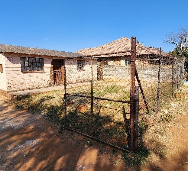 2 Bedroom House for sale in Eden Park P24113018955