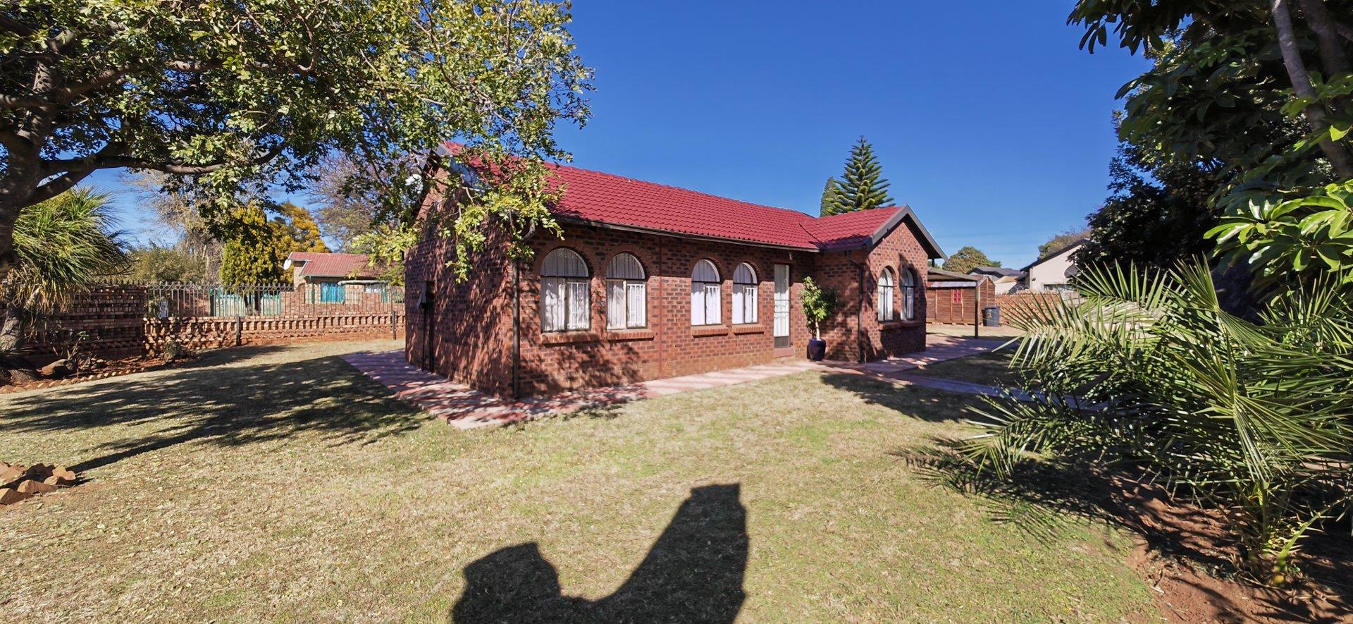 3 Bedroom House for sale in The Orchards P24113019337