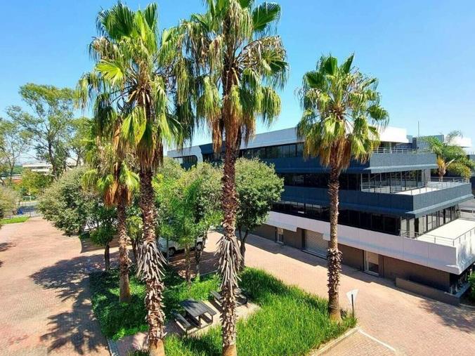 Commercial Property to Rent in Cresta