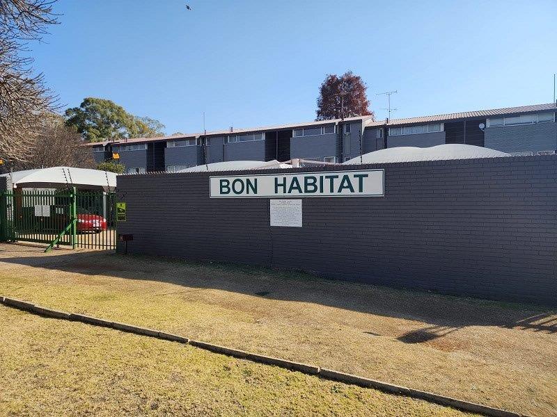 Apartments / flats for sale in Kempton Park Kempton Park Property