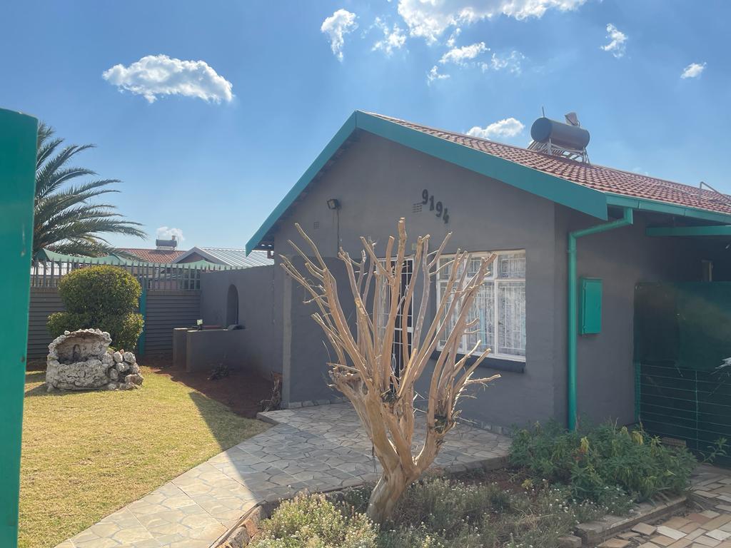 Lenasia Ext 10 Property Property and houses for sale in Lenasia Ext
