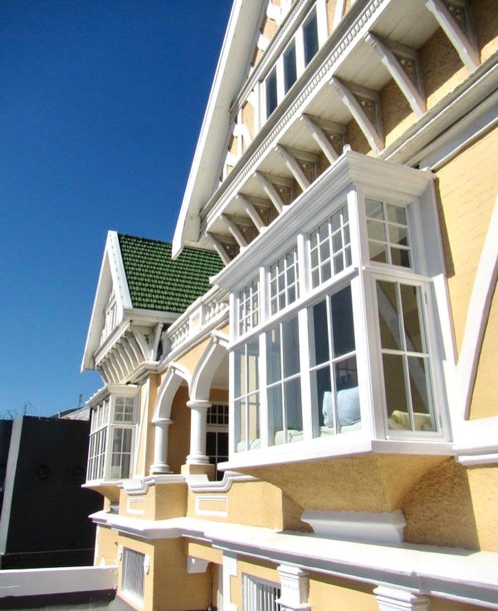 Commercial property for sale in Woodstock 196 Victoria Road P24