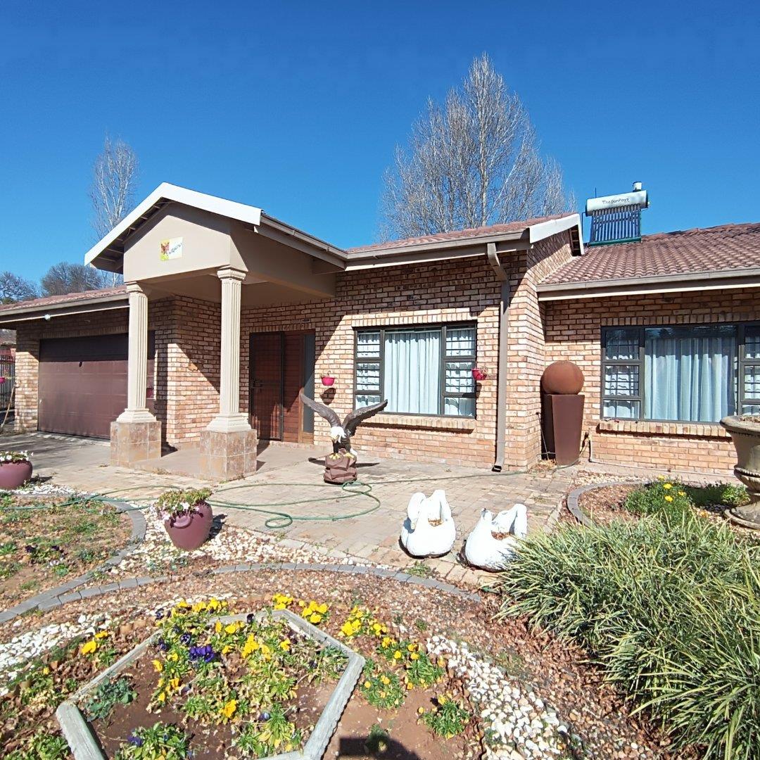 5 Bedroom House for sale in Parys 4b Paulsen Street P24113022514