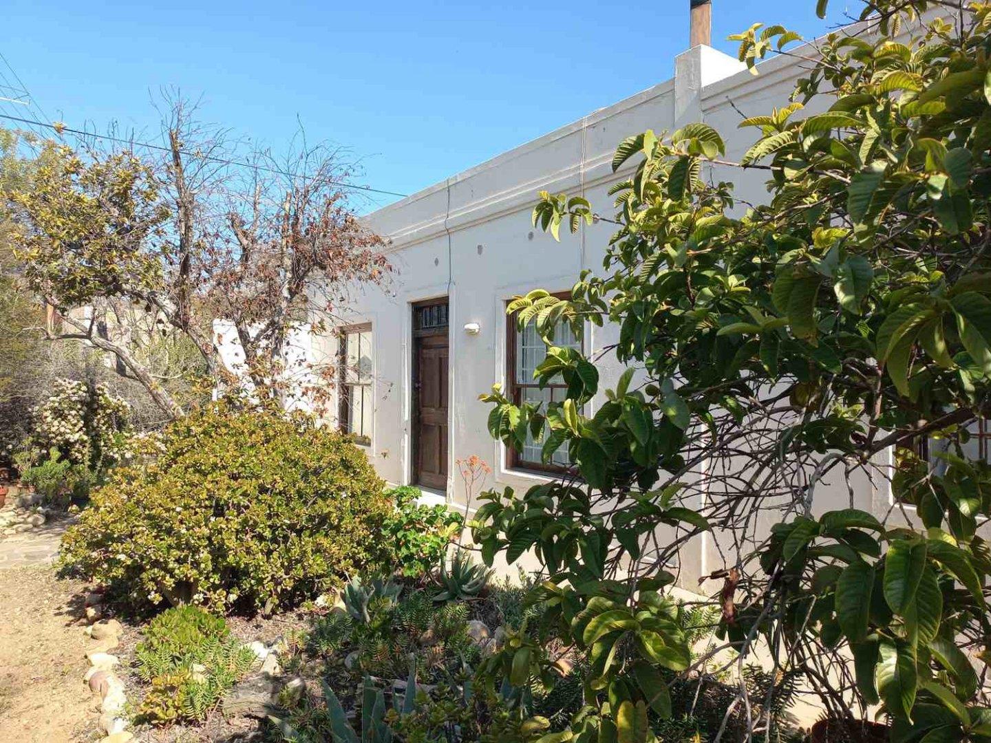 3 Bedroom House for sale in Prince Albert 21 Meiring Street P24