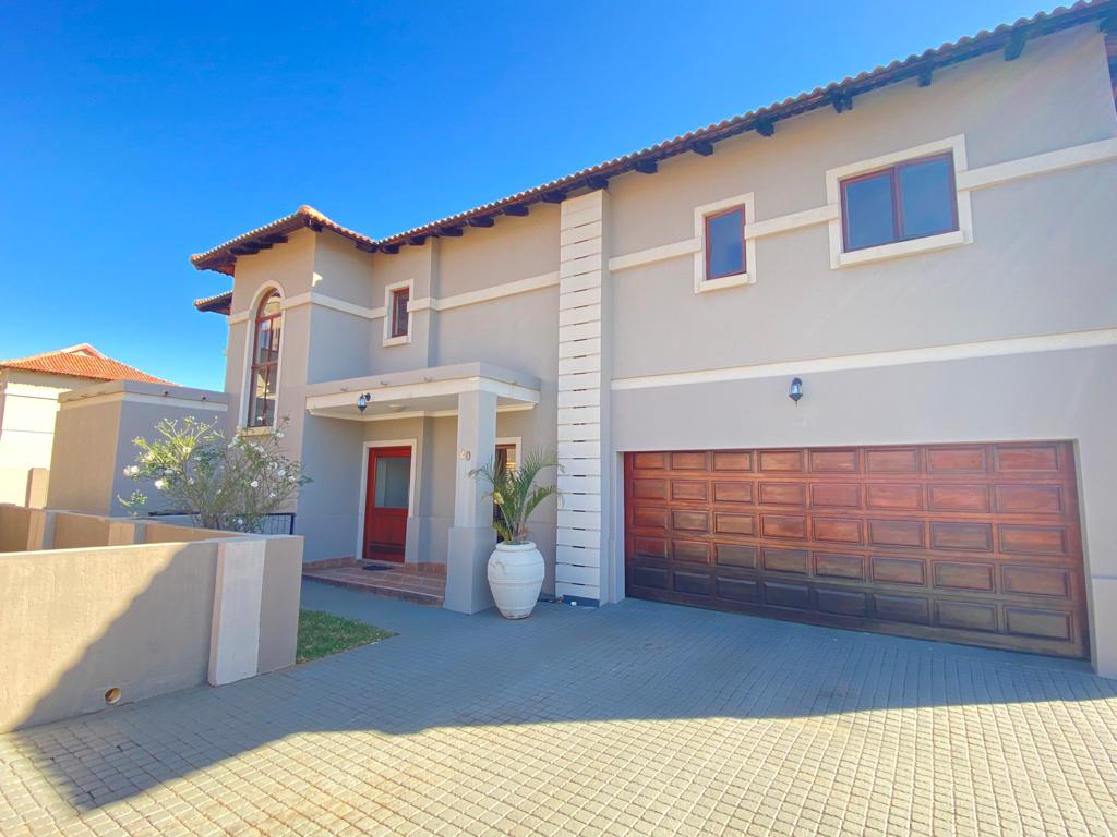 3 Bedroom House for sale in Xanadu Eco Park P24113031757