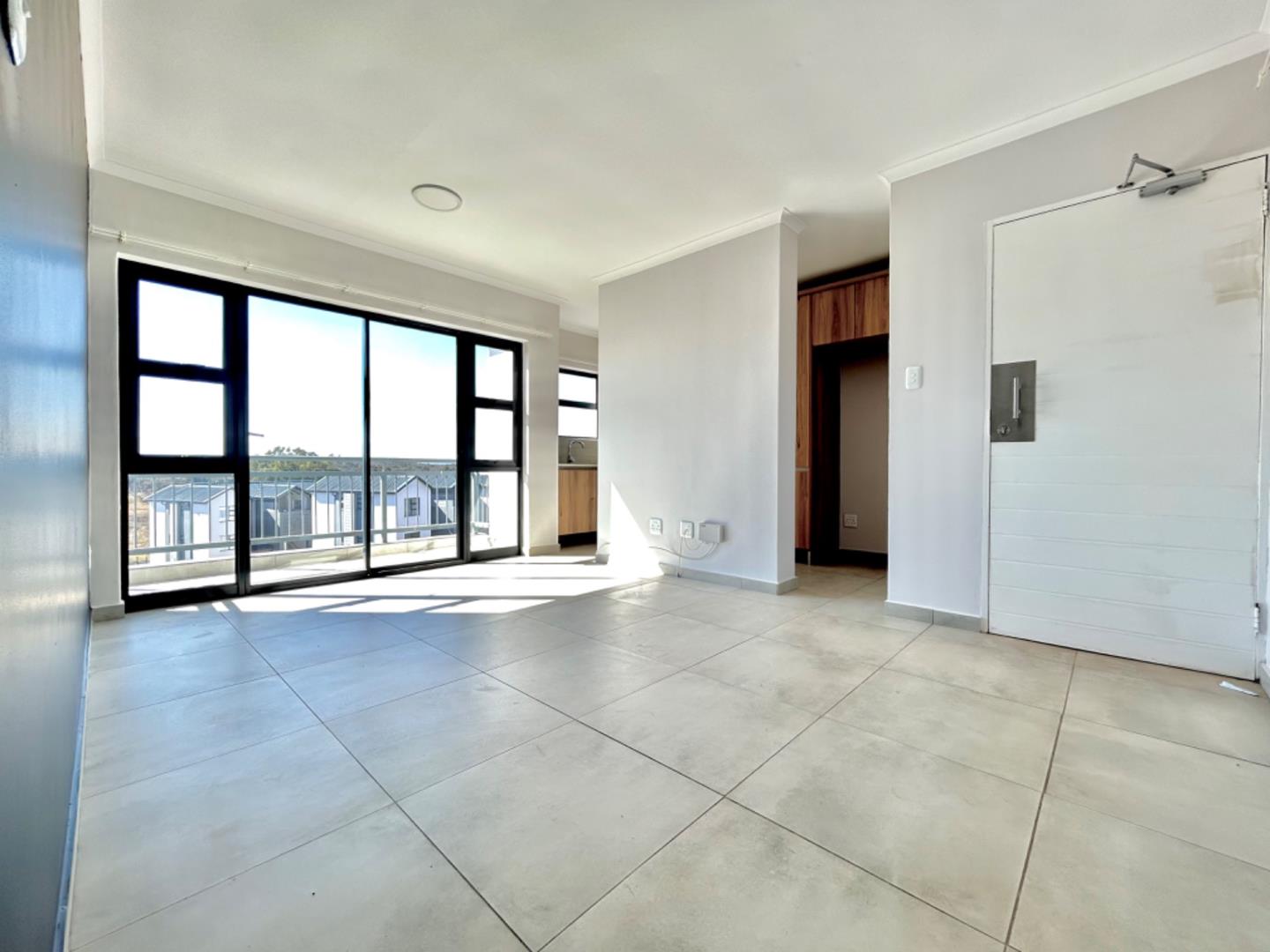 2 Bedroom Apartment / flat for sale in Lombardy Estate P24113032719