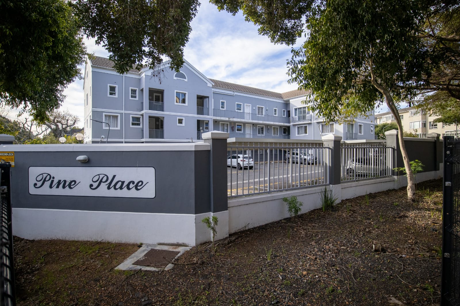 Kenilworth, Cape Town Property Apartments / flats to rent in