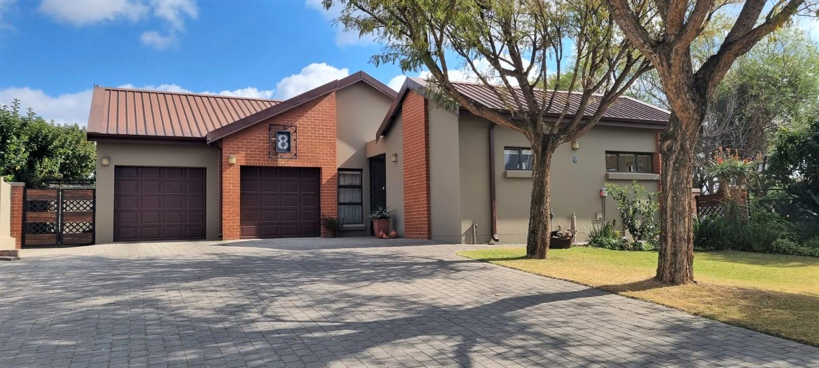 3 Bedroom House for sale in Retire at Midstream P24113034087