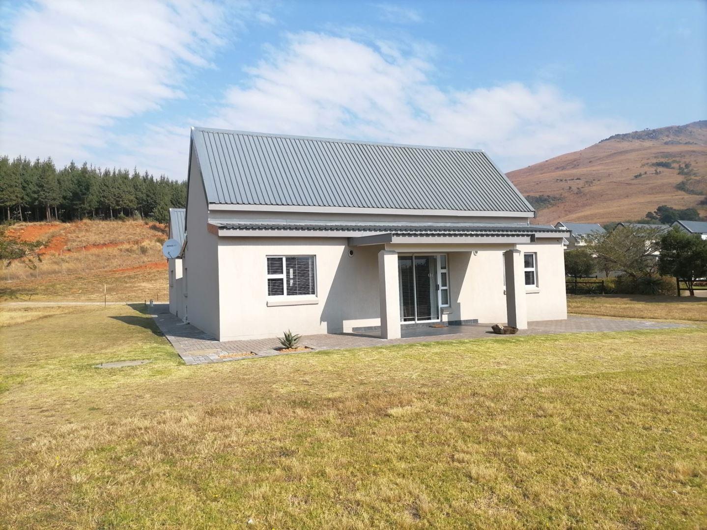 2 Bedroom House for sale in Vulintaba Country Estate P24113035516