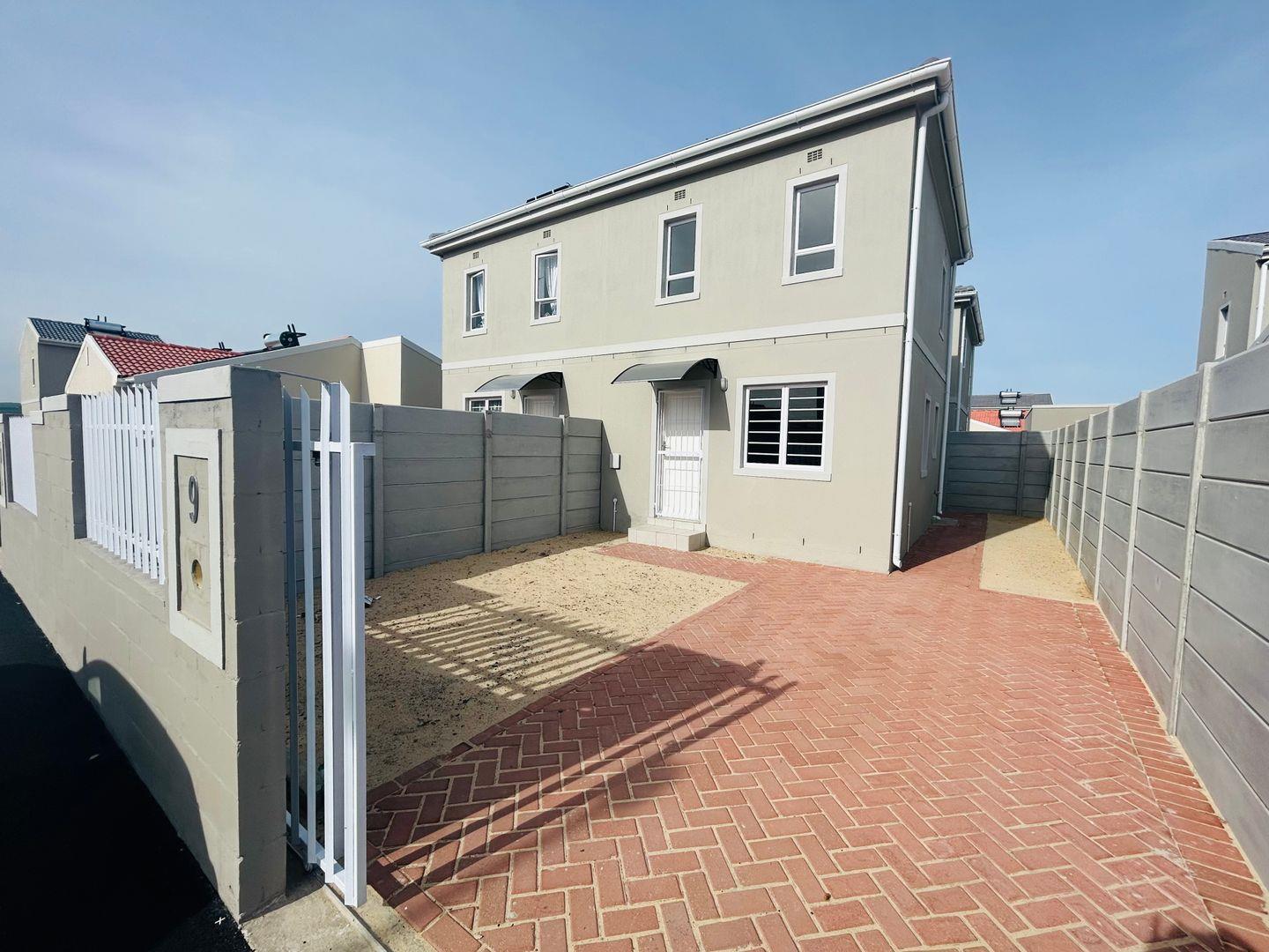 Rivergate Property Townhouses for sale in Rivergate