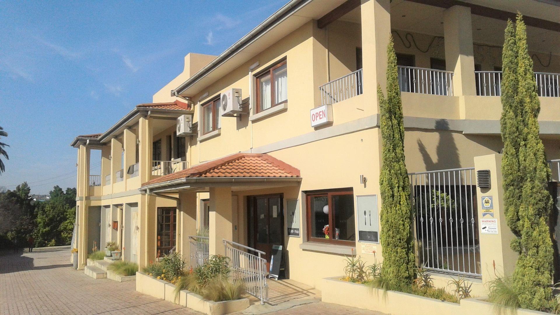 Commercial property for sale in Mosel 32 Graaff Road P24