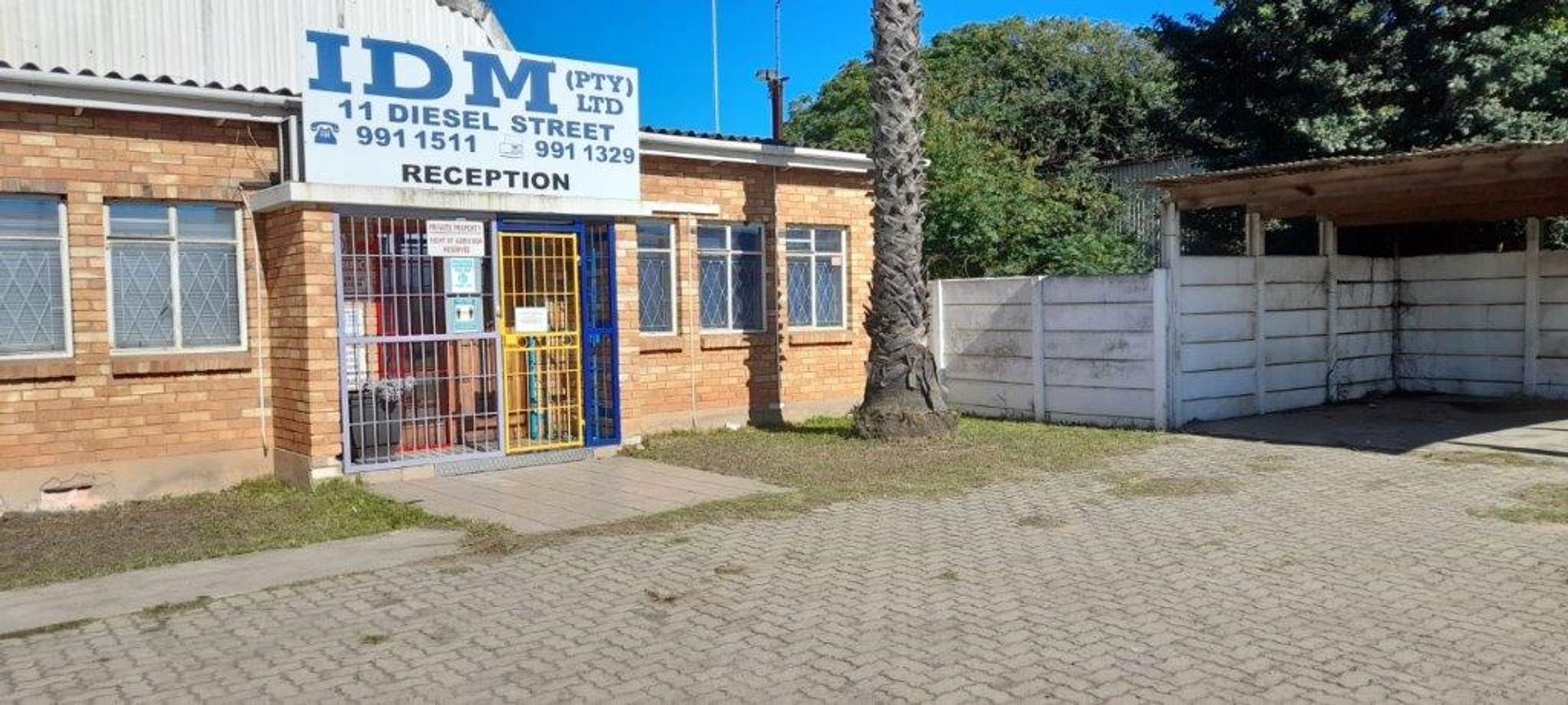 Commercial property for sale in Uitenhage Uitenhage Property