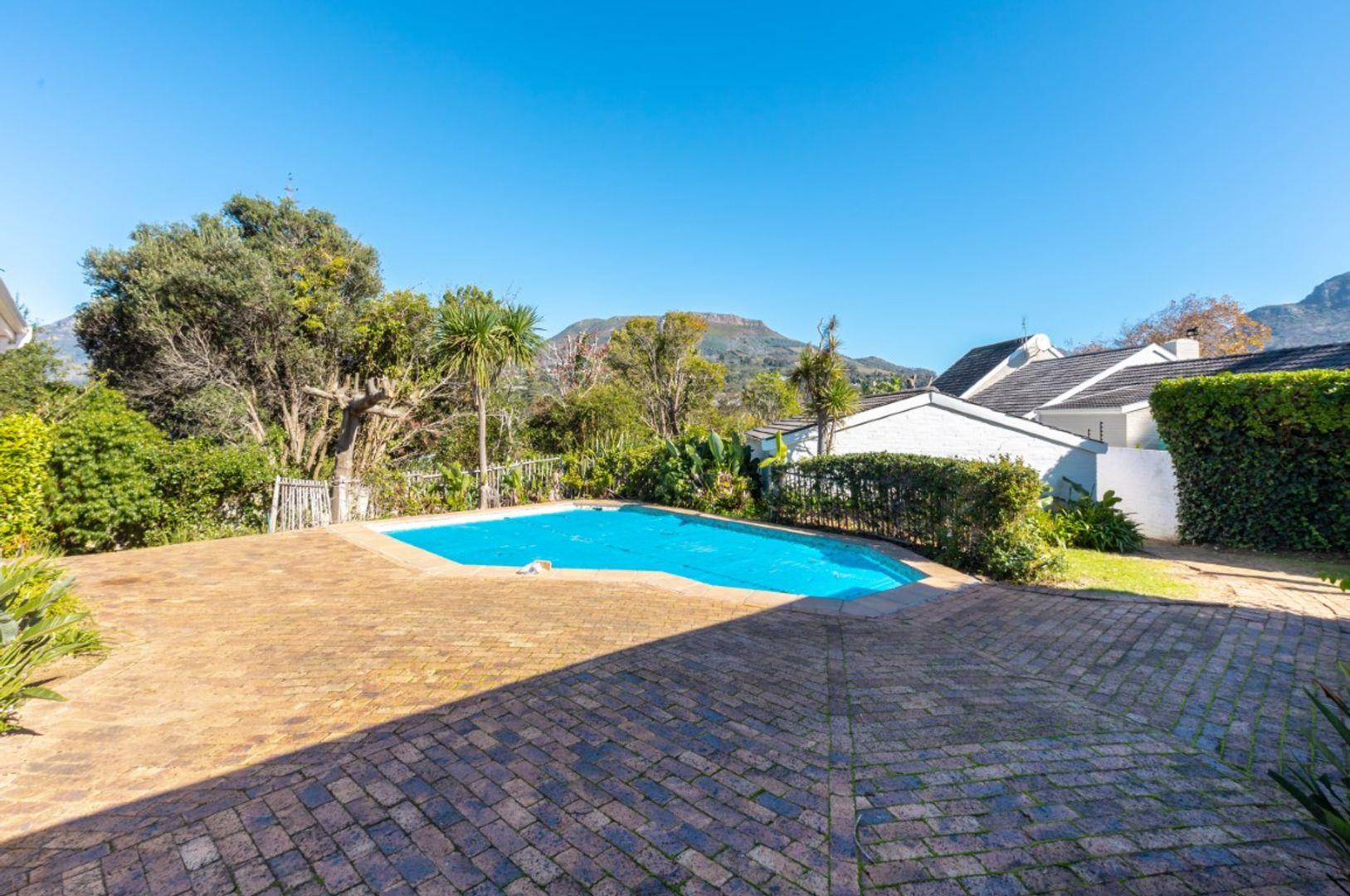 Constantia, Cape Town Property Houses for sale in Constantia, Cape