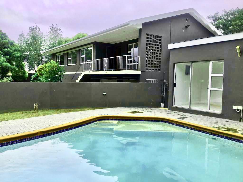 3 Bedroom House for sale in Beacon Bay P24113047232