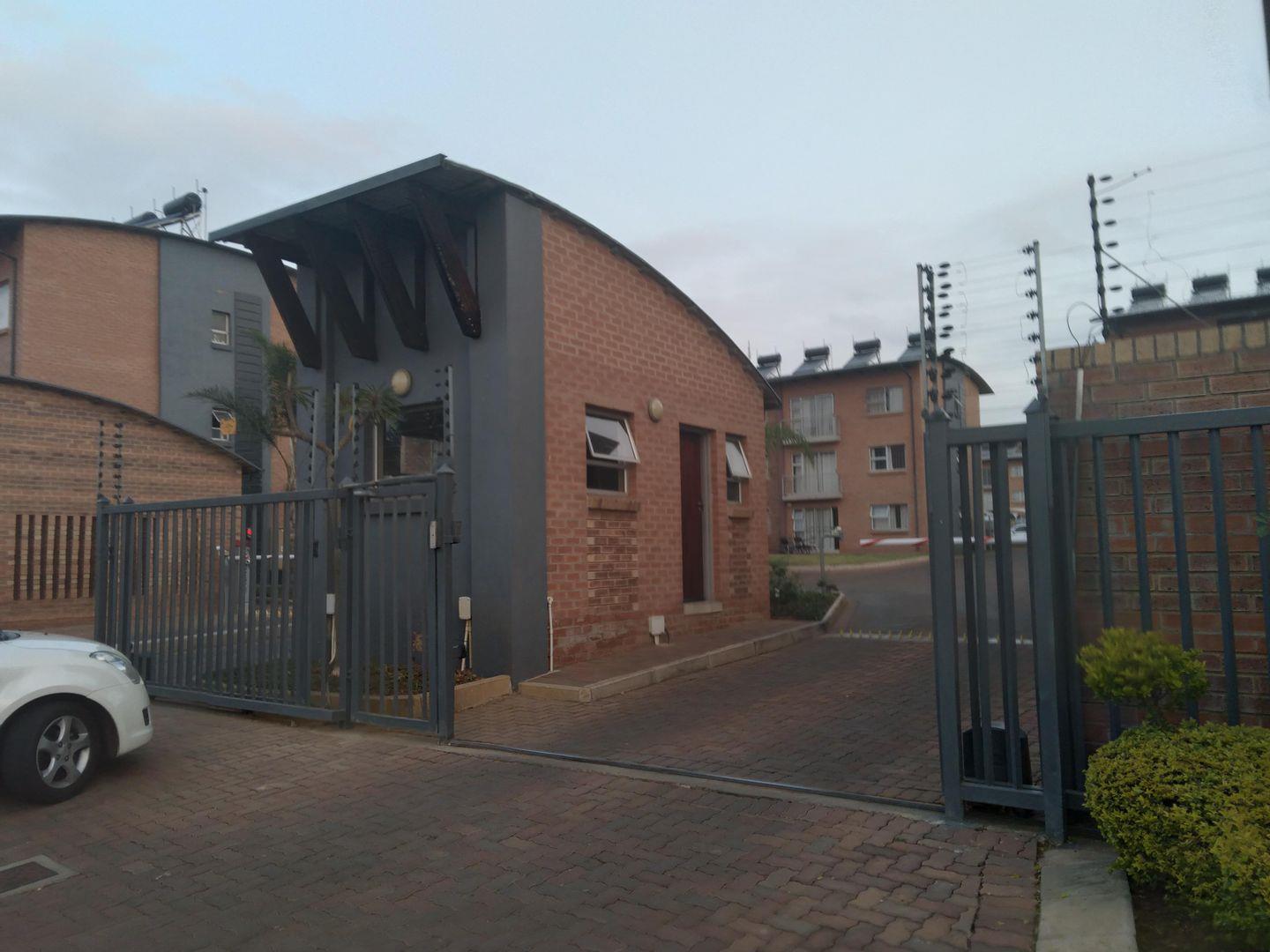 Montana Park Property Apartments / flats to rent in Montana Park