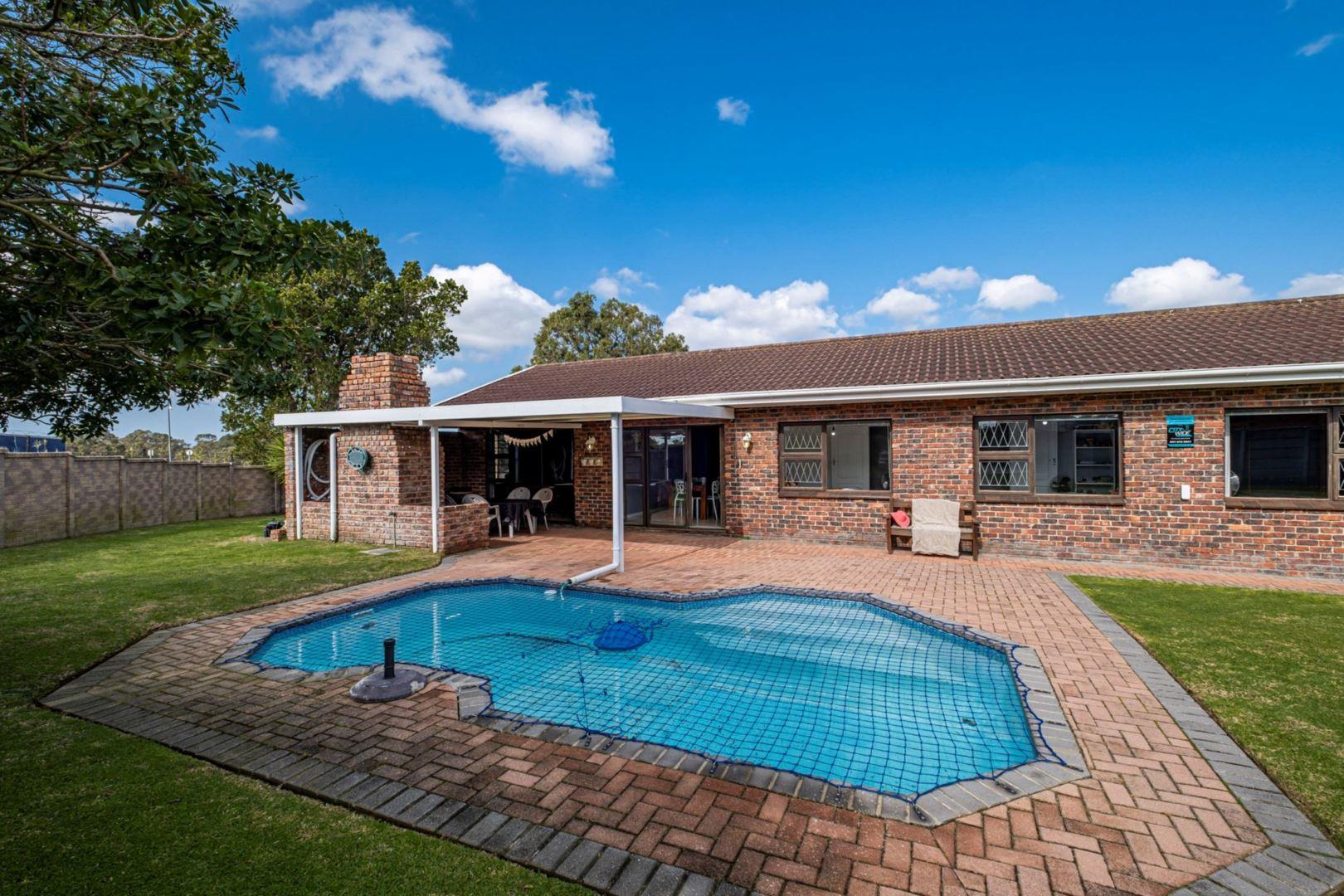 Port Elizabeth Central Property Property and houses for sale in Port