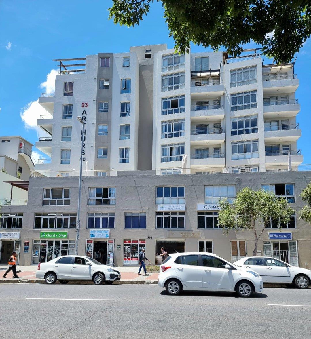 2 Bedroom Apartment / flat for sale in Sea Point P24113055223