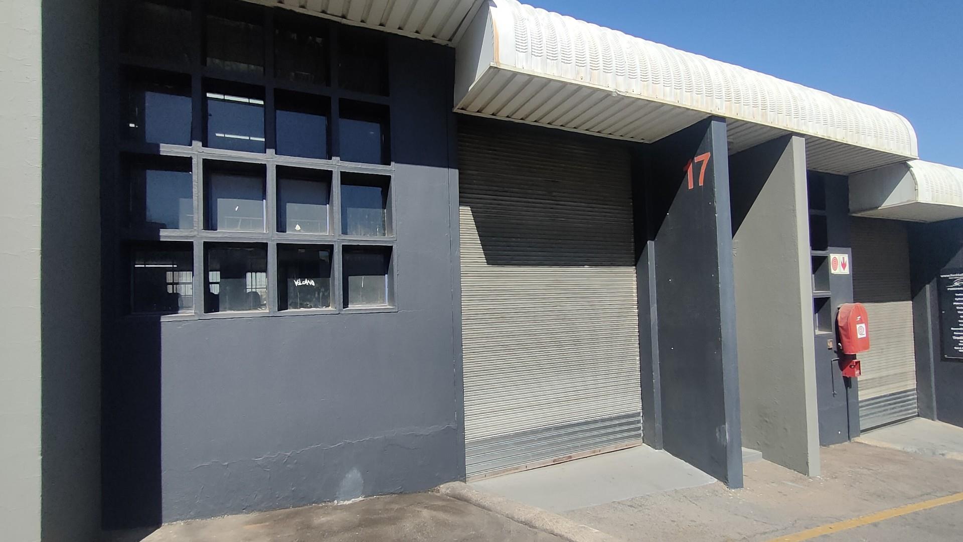 Industrial property to rent in Halfway House 650 Gallagher Avenue