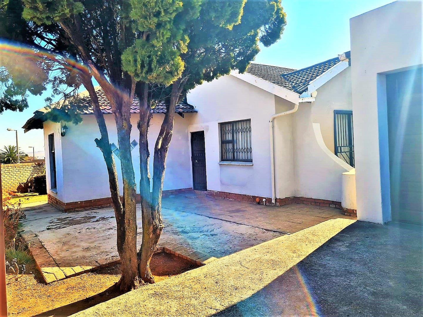 Zakariyya Park Property Property and houses for sale in Zakariyya