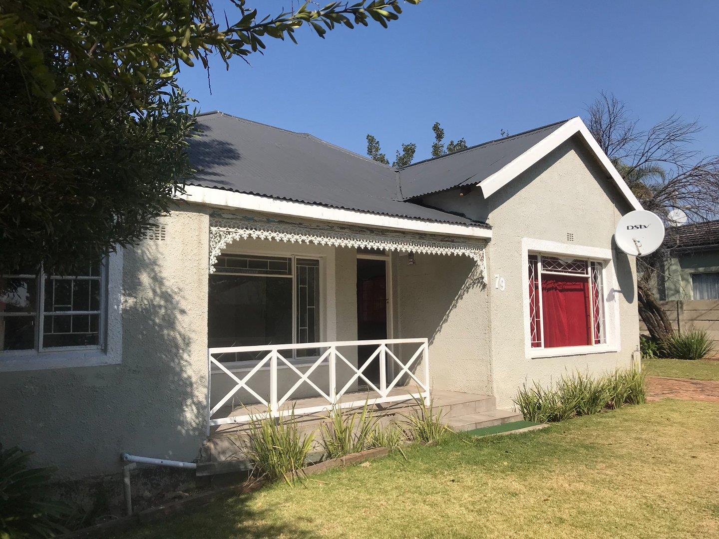 Krugersdorp North Property Houses for sale in Krugersdorp North