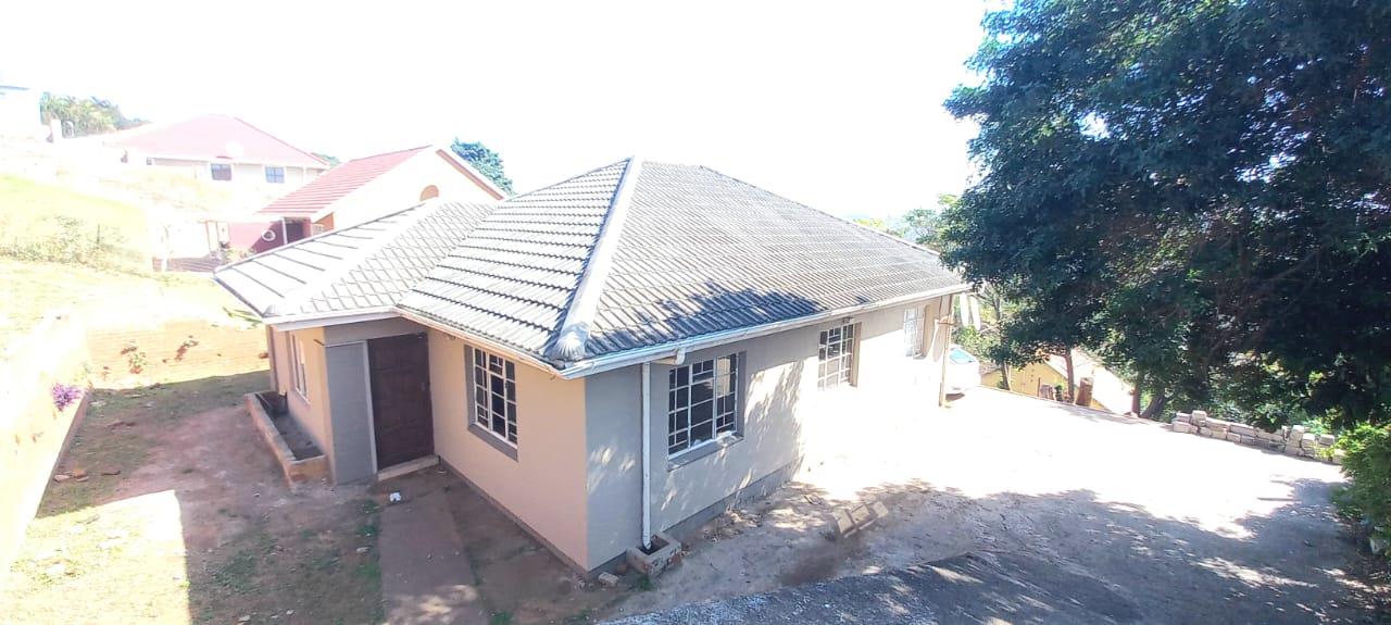 3 Bedroom House for sale in Montclair P24113068255