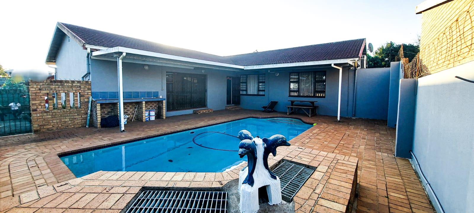 4 Bedroom House for sale in Grantham Park P24113072886