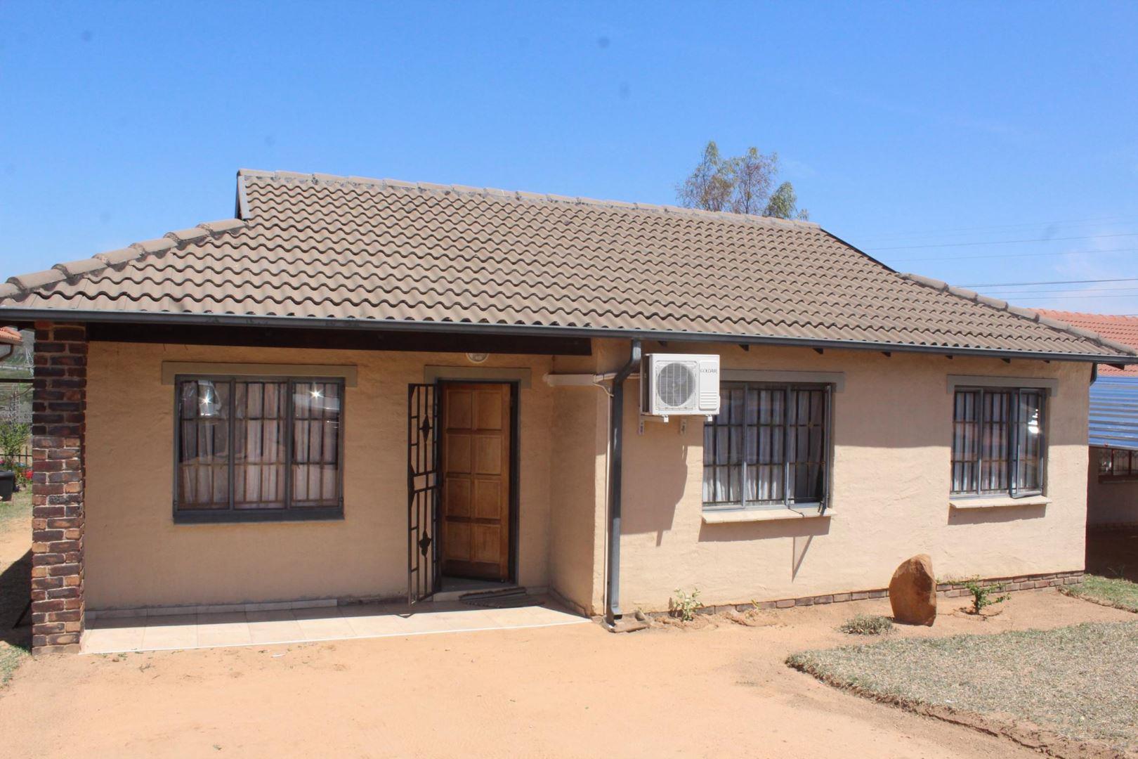 3 Bedroom House for sale in Karino P24113073072